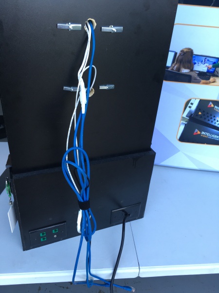PoCunbox8.jpg