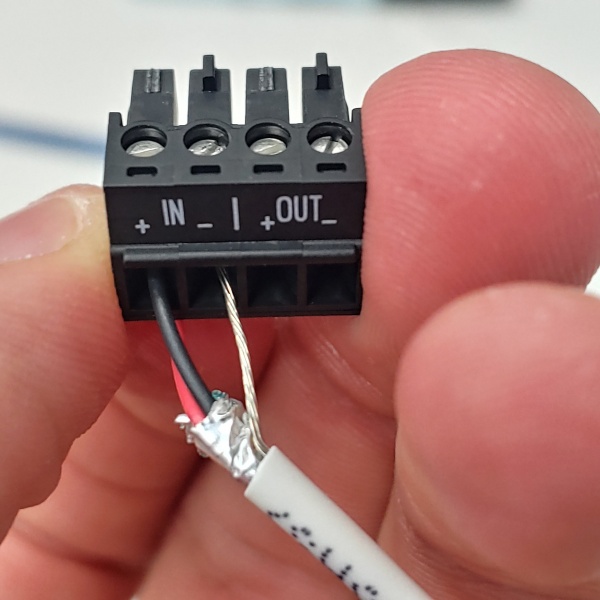 File:AudioConnector.JPG