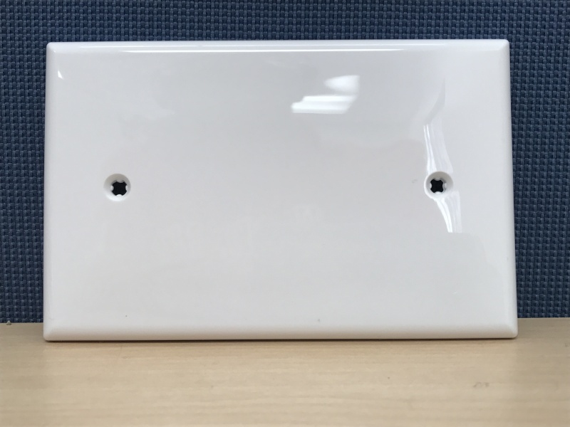 File:Blankplate.JPG